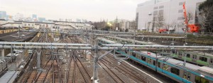 上野駅～橋の上から (2)